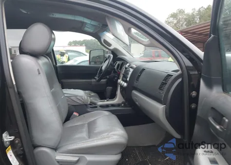 2007 Toyota Tundra Sr5 V8 z USA, uszkodzony, nr VIN 5TFRV54187X017672